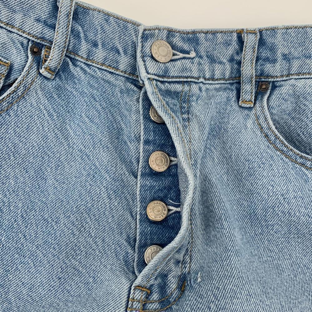 Pacsun High Rise Straight Leg Ripped Mom Jeans Women’s Size 29 - Picture 7 of 9